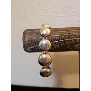 OMA TM-212 Mexico 925 Graduated Dome Bead Link Toggle Clasp Bracelet